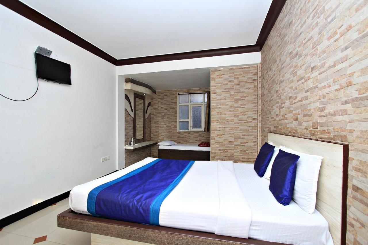 Hotel Pratham International Udagamandalam Exterior foto